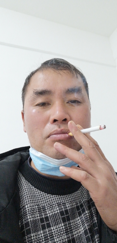 龙心的第一张照片--深圳交友中心