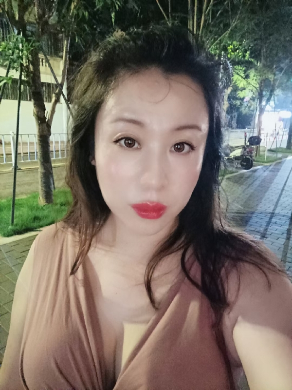 叶子青青的第一张照片--深圳交友中心