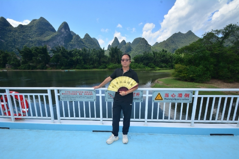 沙漠海的第四张照片--深圳交友中心